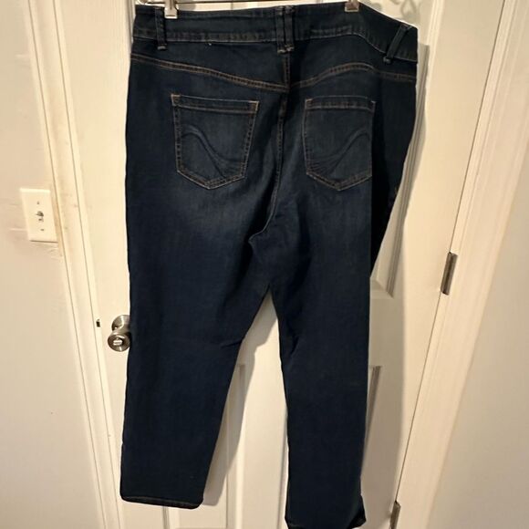Lane Bryant Women's  Jeans Straight Leg Genius Fit size 20 - Picture 7 of 8
